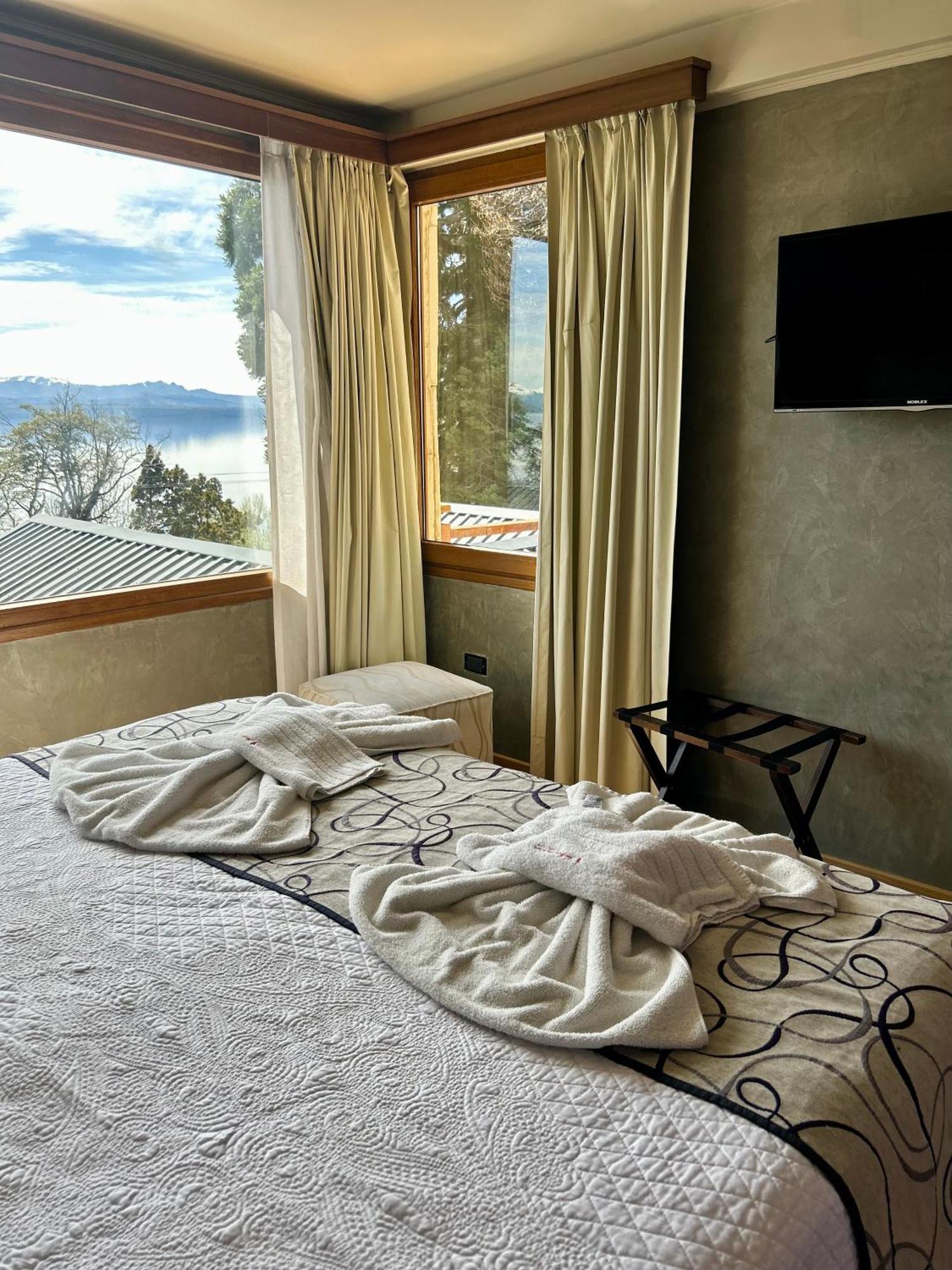 Bahia Paraiso Apart & Suites San Carlos de Bariloche Ngoại thất bức ảnh