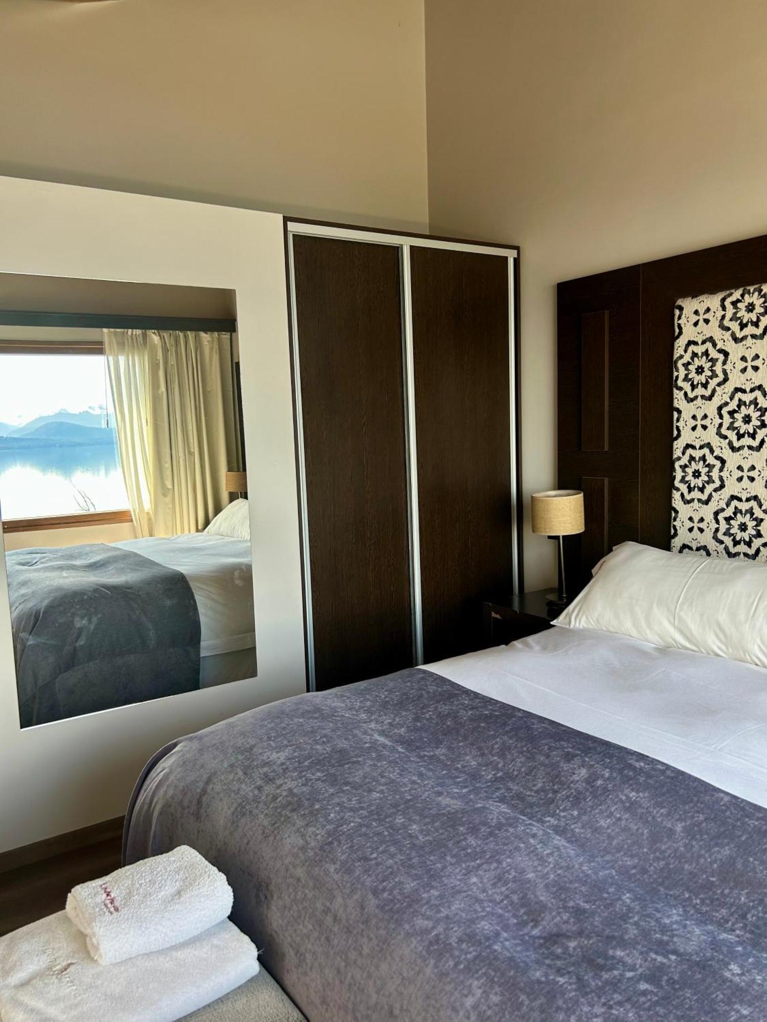 Bahia Paraiso Apart & Suites San Carlos de Bariloche Ngoại thất bức ảnh