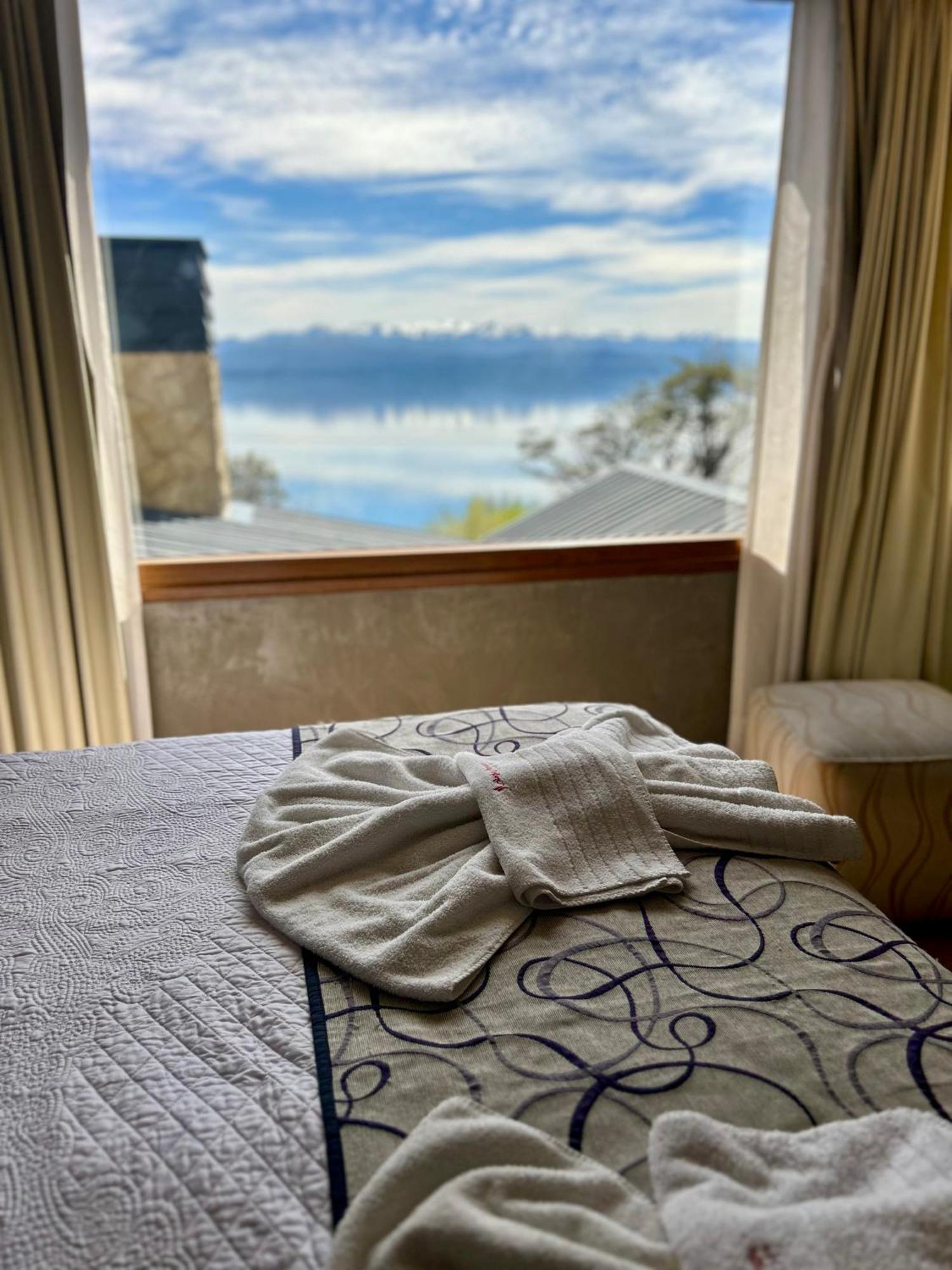 Bahia Paraiso Apart & Suites San Carlos de Bariloche Ngoại thất bức ảnh